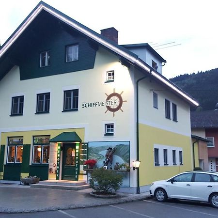 Zum Schiffmeister Wesenufer Luaran gambar