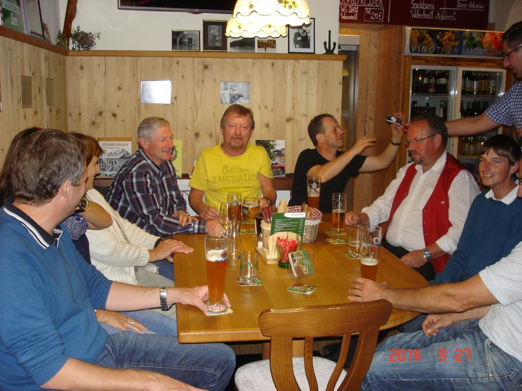 Zum Schiffmeister Wesenufer Luaran gambar
