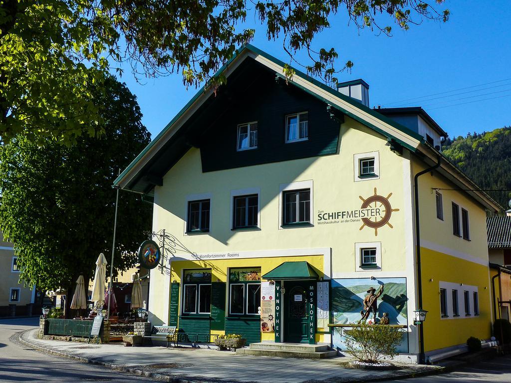 Zum Schiffmeister Wesenufer Luaran gambar