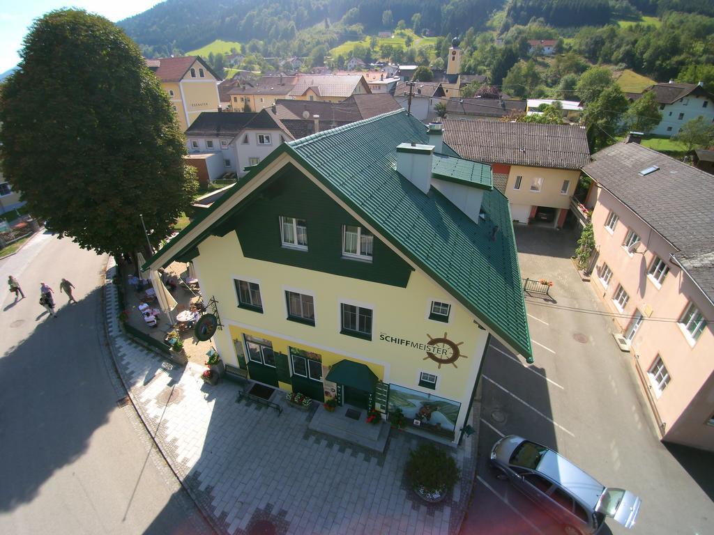 Zum Schiffmeister Wesenufer Luaran gambar