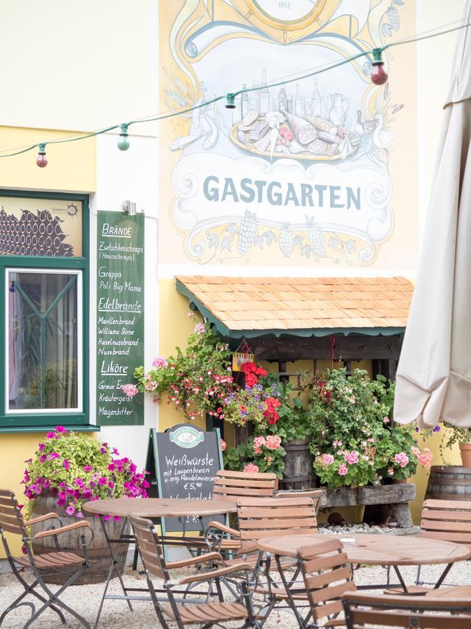Zum Schiffmeister Wesenufer Luaran gambar